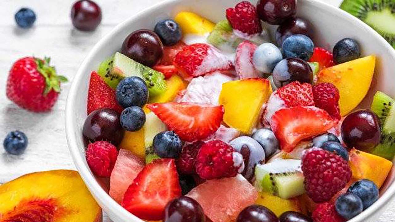 10 Takjil Sehat dan Alasan Medis Mengonsumsinya Saat Berbuka