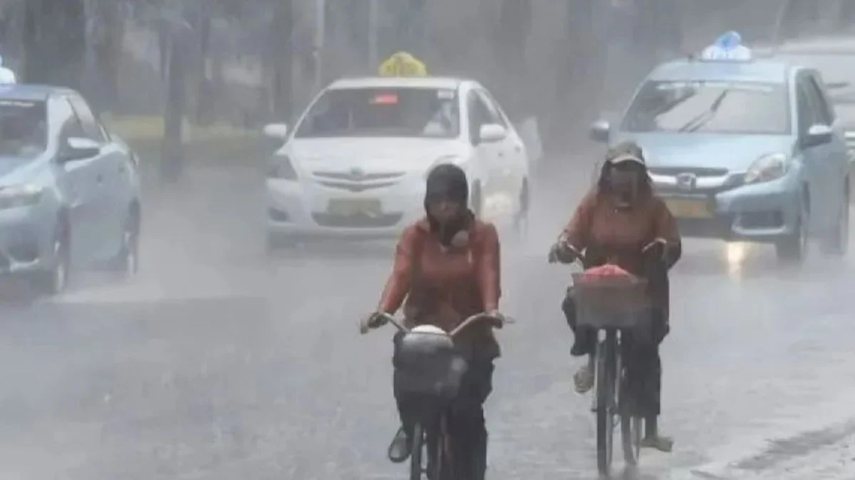 BMKG Ingatkan Potensi Hujan di Jawa Barat, Wilayah Cirebon Perlu Waspada