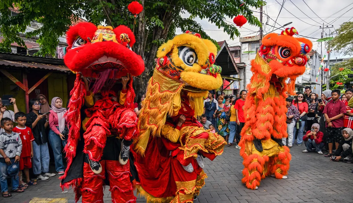 Barongsai di Indonesia: Simbol Harmoni Budaya dan Seni Tarian yang Mengakar