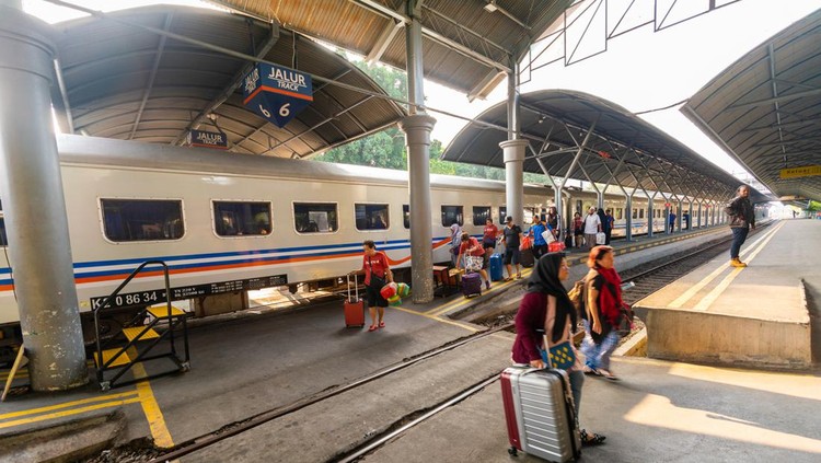Cek Jadwal & Cara Pesan Tiket Kereta Mudik Lebaran 2026, Termasuk Kereta Tambahan