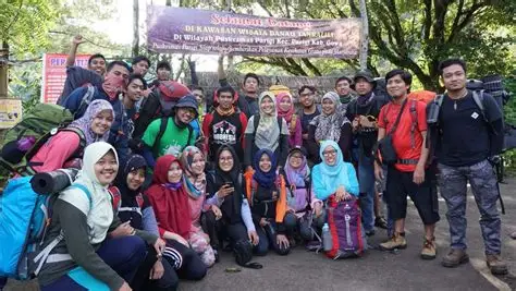 Cerita Inspiratif Relawan dan Komunitas Sosial di Cirebon yang Menebar Kepedulian