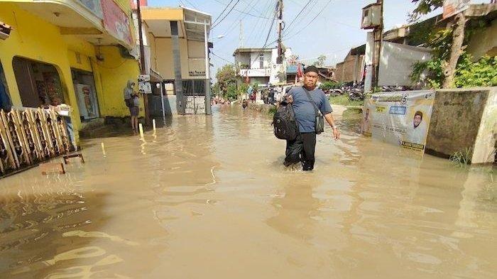 Dikepung Banjir Luapan Sungai, Ribuan Rumah di Dayeuhkolot Terendam Air