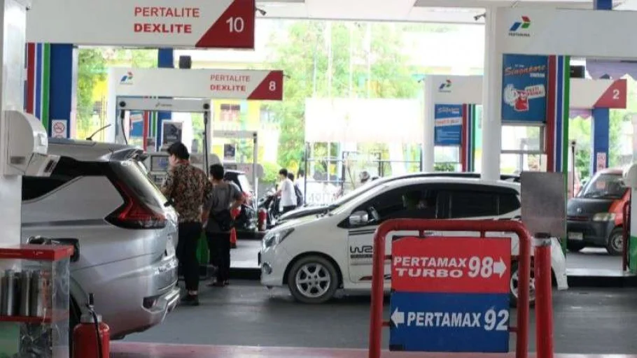Harga BBM Turun Jelang Ramadan 2026, Pengendara Bisa Sedikit Bernapas Lega