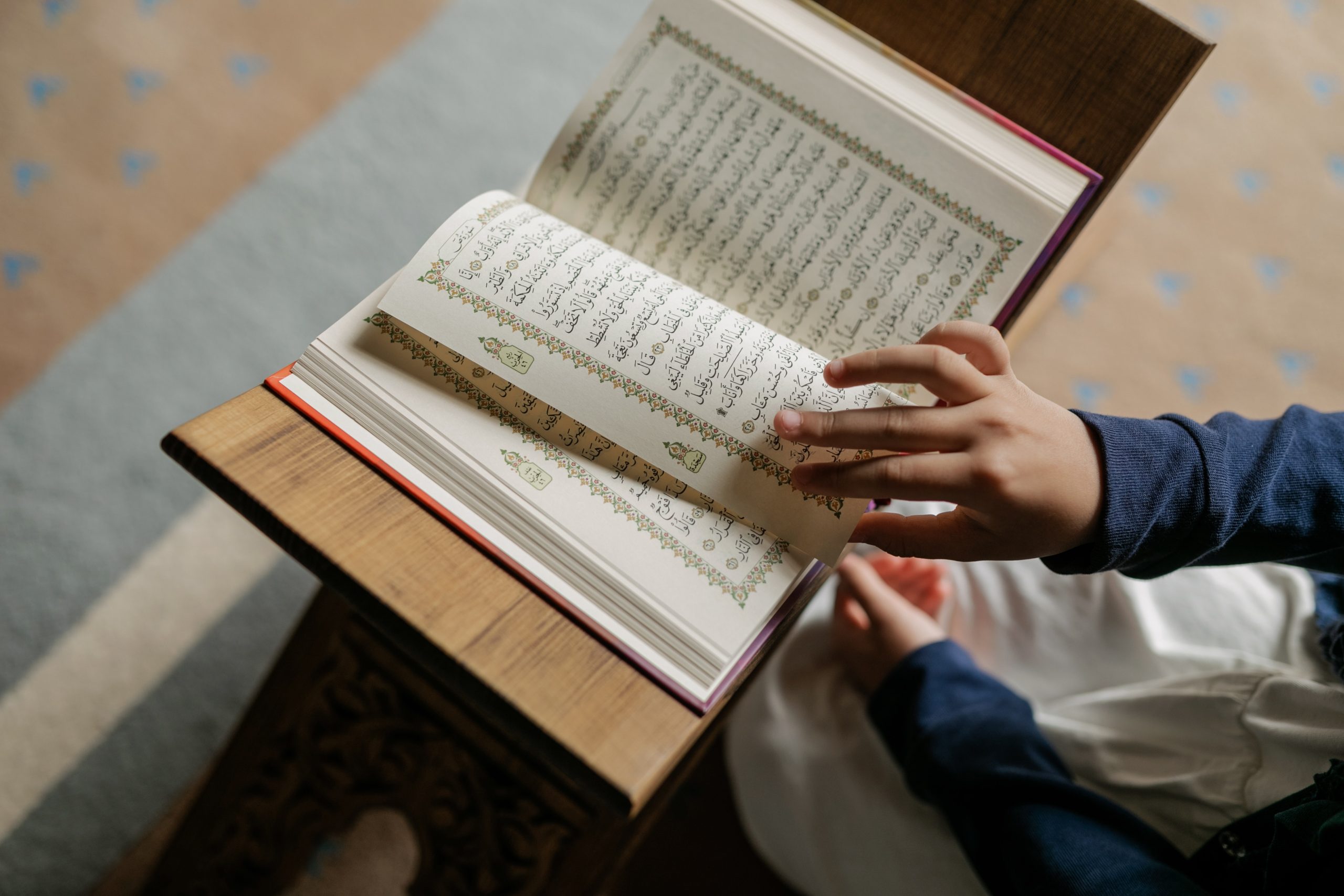 Ini Keutamaan Pahala Membaca Al-Qur'an di Bulan Ramadhan yang Jarang disadari