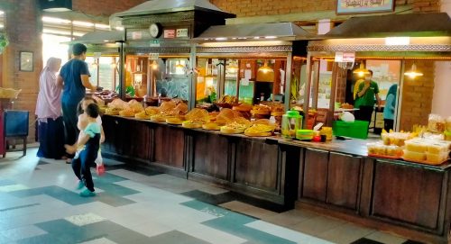 Rekomendasi Tempat Bukber Di Cirebon yang Enak, Nyaman, dan Cocok untuk Keluarga dan Teman