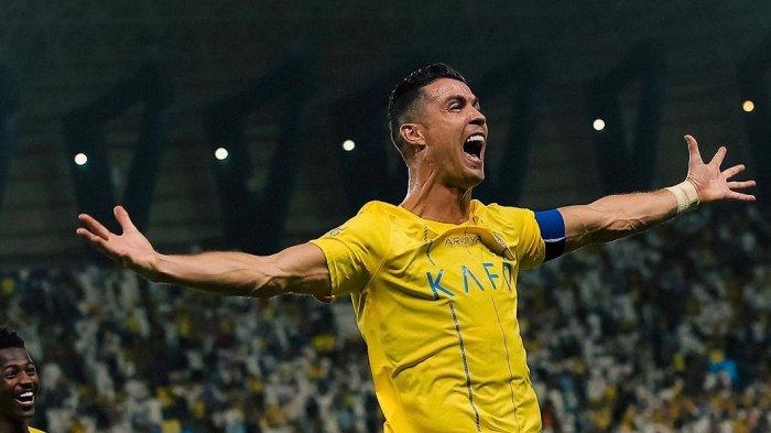 Ronaldo Belum Habis! Brace CR7 Bawa Al Nassr Hancurkan Al Hazem Tadi Malam