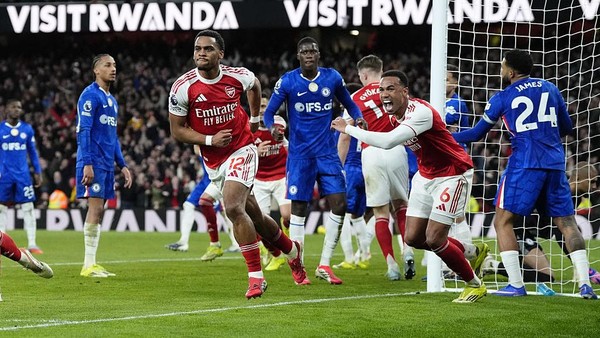 Arsenal Menang 2-1 atas Chelsea di Derby London, Kukuh di Puncak Klasemen Liga Inggris